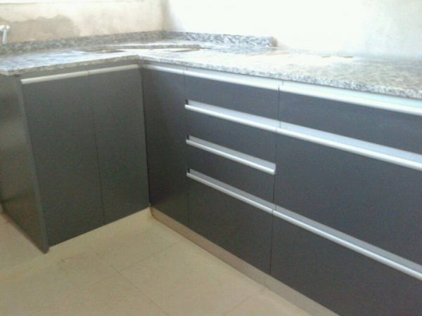 Mueble de cocina-bajo mesada