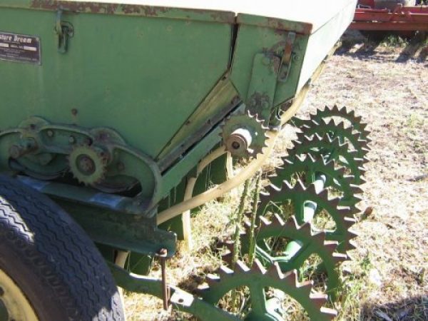 Intersembradoras de pasturas Jhon Deere