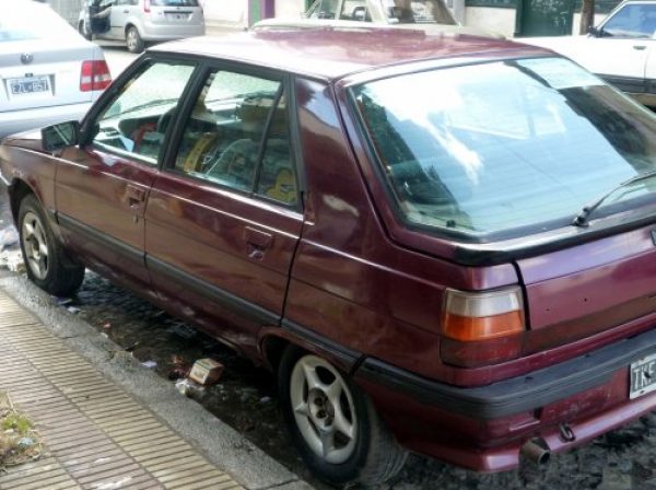 Renault 11 full