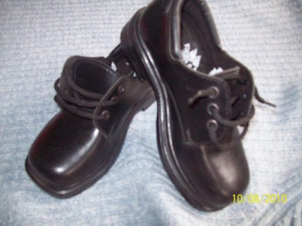 ZAPATOS COLEGIAL.-