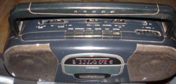 Radio grabador CASIO