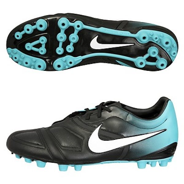 Botines NIKE cesped Artificial.Importado