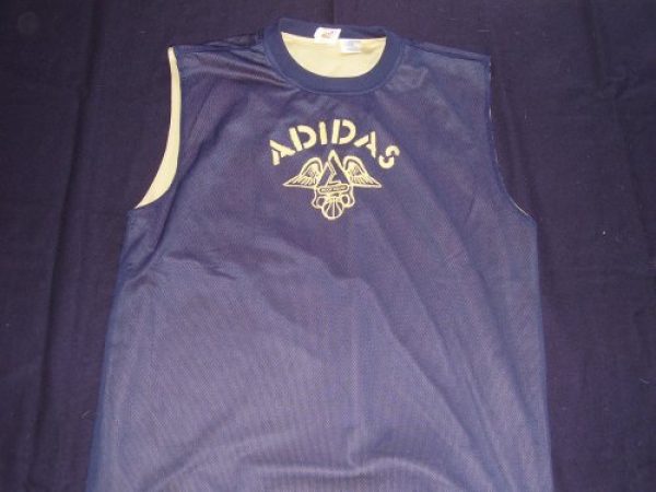 Camiseta Adidas Basket Reversible!  