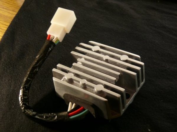 REGULADOR VOLTAJE MOTO HONDA CBX, NX