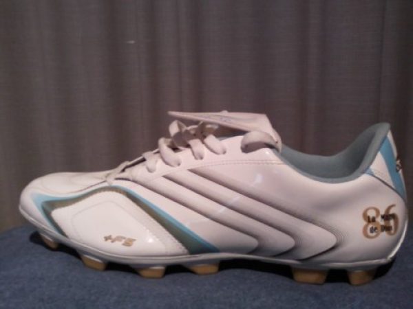 Botines Adidas! " La Mano de Dios"