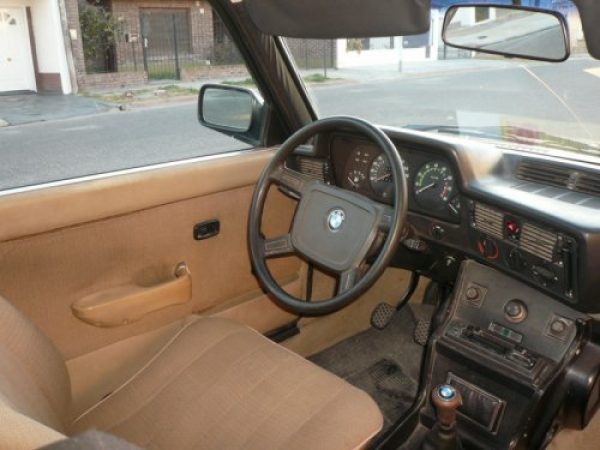 bmw 323i