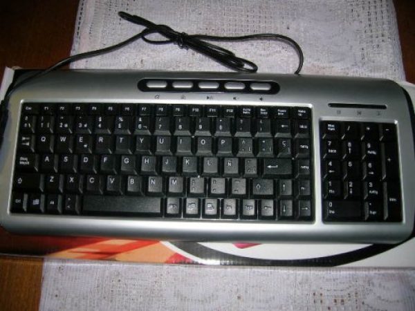 TECLADO PARA COMPU KEYBOARD