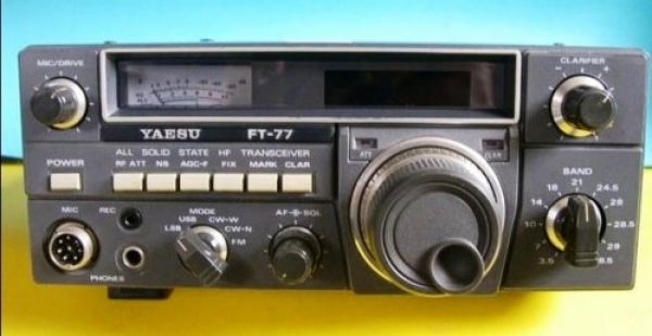  Equipo HF Radioaficionados Yaesu FT77 