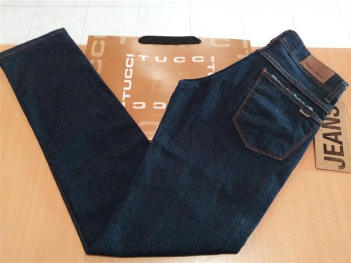 Tucci Jeans Precio por Mayor en Flores - Región 20