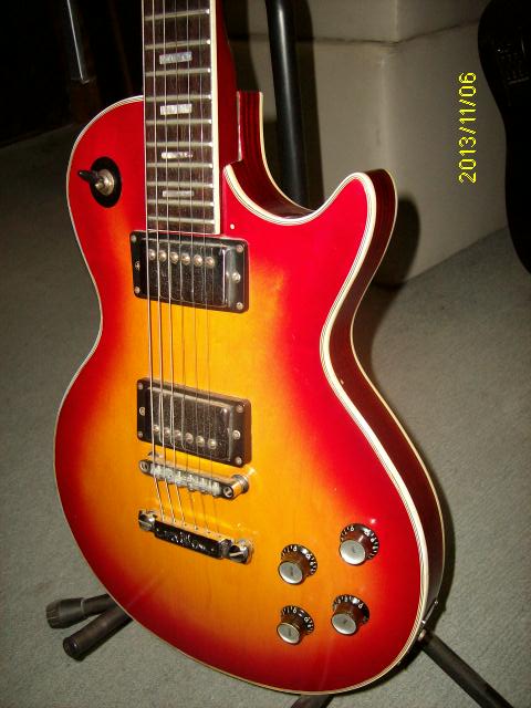 Guitarra Les Paul Maciza Arirang en Tandil - Región 20