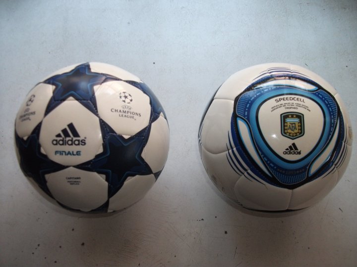 Pelota de futbol Adidas Original . en Olavarría - Región 20