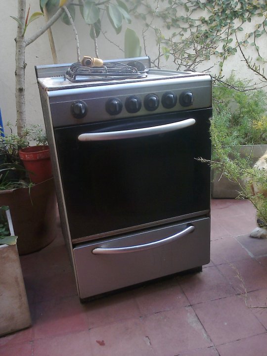 COCINA DOMEC ACERO INOXIDABLE en Tandil - Región 20