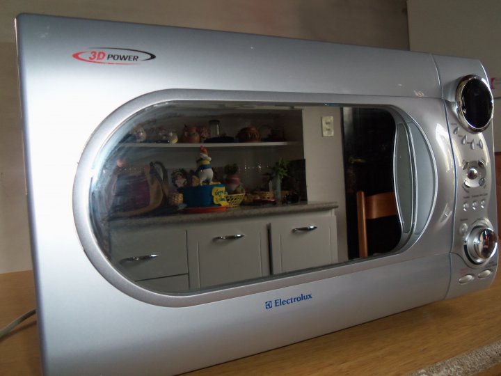 VENDO MICROONDAS 34 LTS en Tandil - Región 20