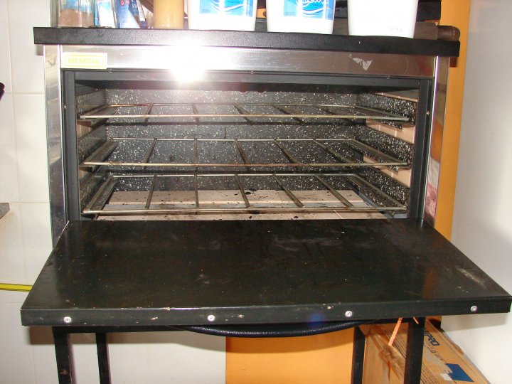 Horno Pastelero 24 Moldes en Córdoba Vende
