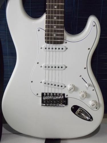 Guitarra Kansas stratocaster en Rauch - Región 20