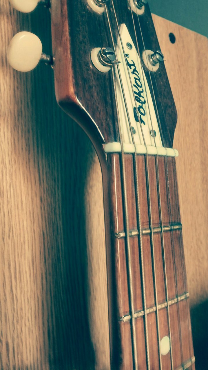 Vendo Guitarra acústica \