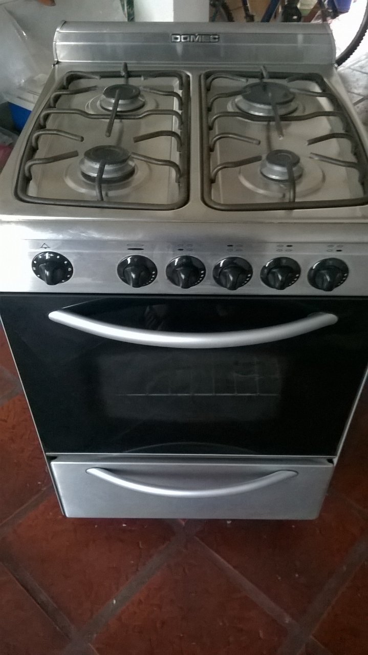 cocina domec de acero inoxidable en Tandil - Región 20