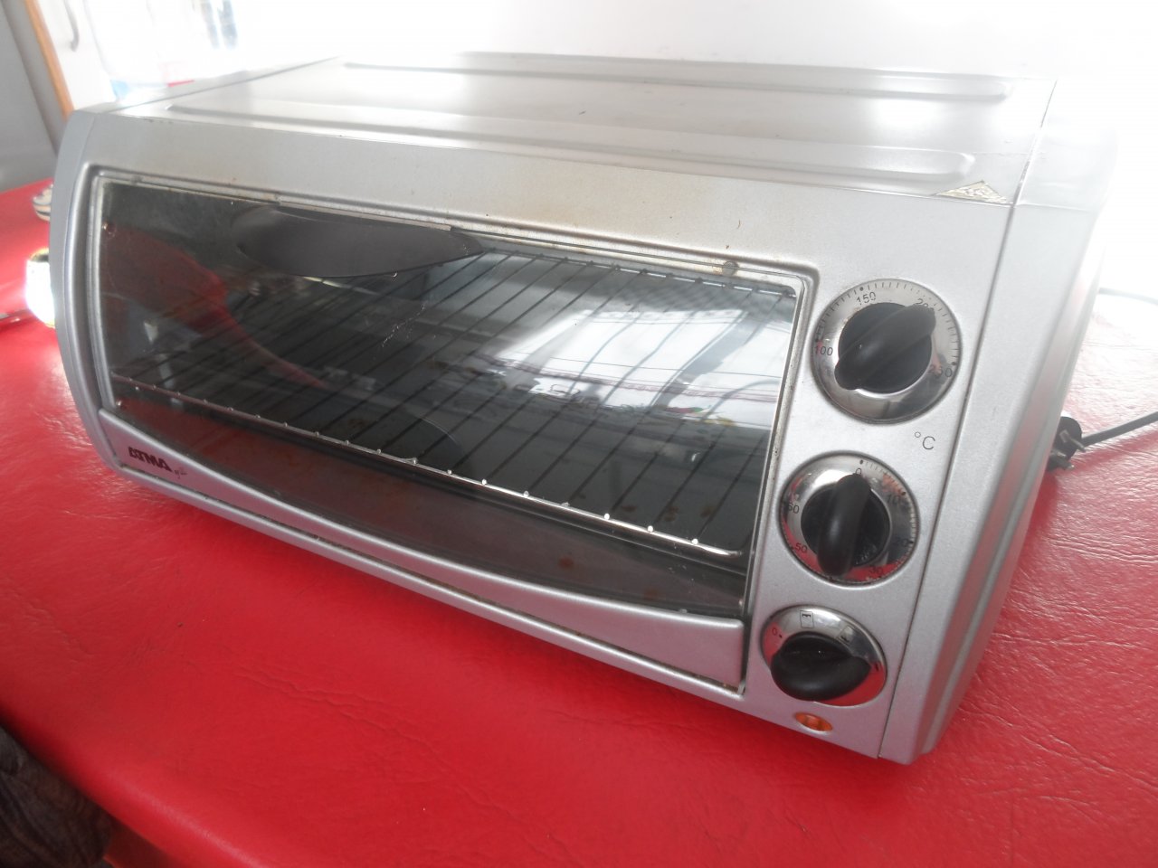 HORNO ELECTRICO ATMA GRILL - 1400 W en Tandil - Región 20