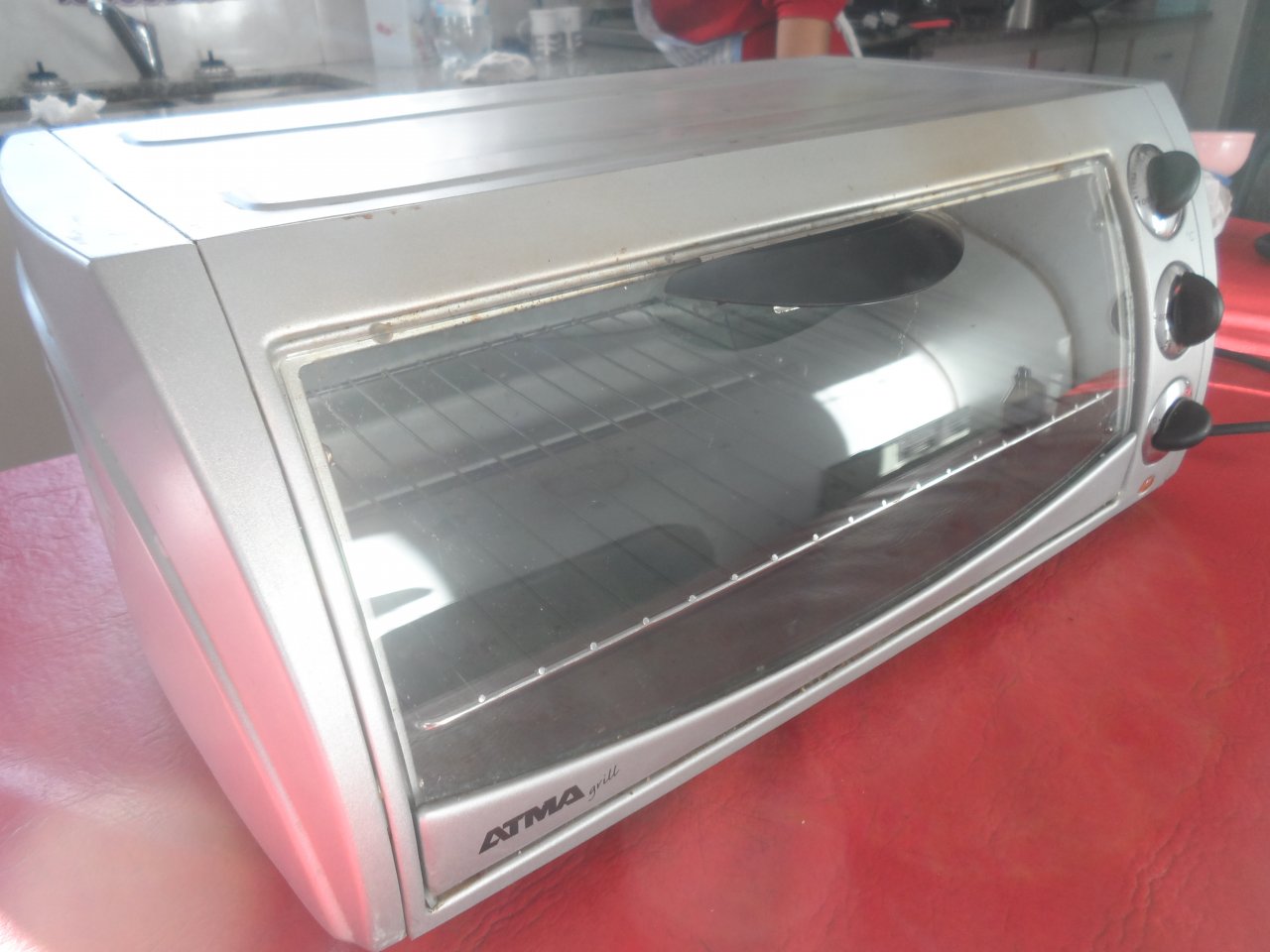 Horno electrico atma ag 872 15 lts. grill 1200w.