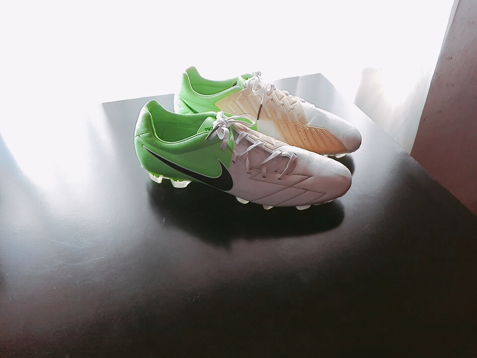 Vendo Botines Nike T90 Laser en Tandil - Región 20