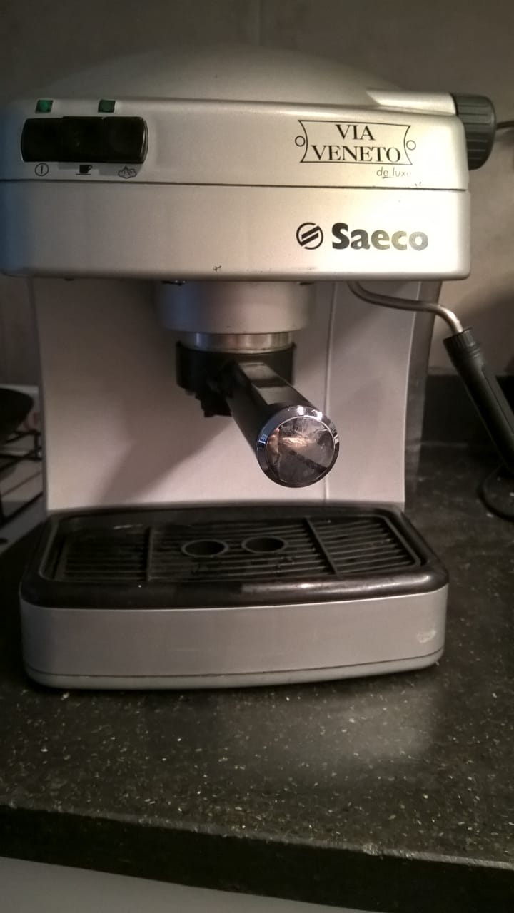 Cafetera Via Veneto Saeco 15 Bar Expreso en Tandil - Región 20