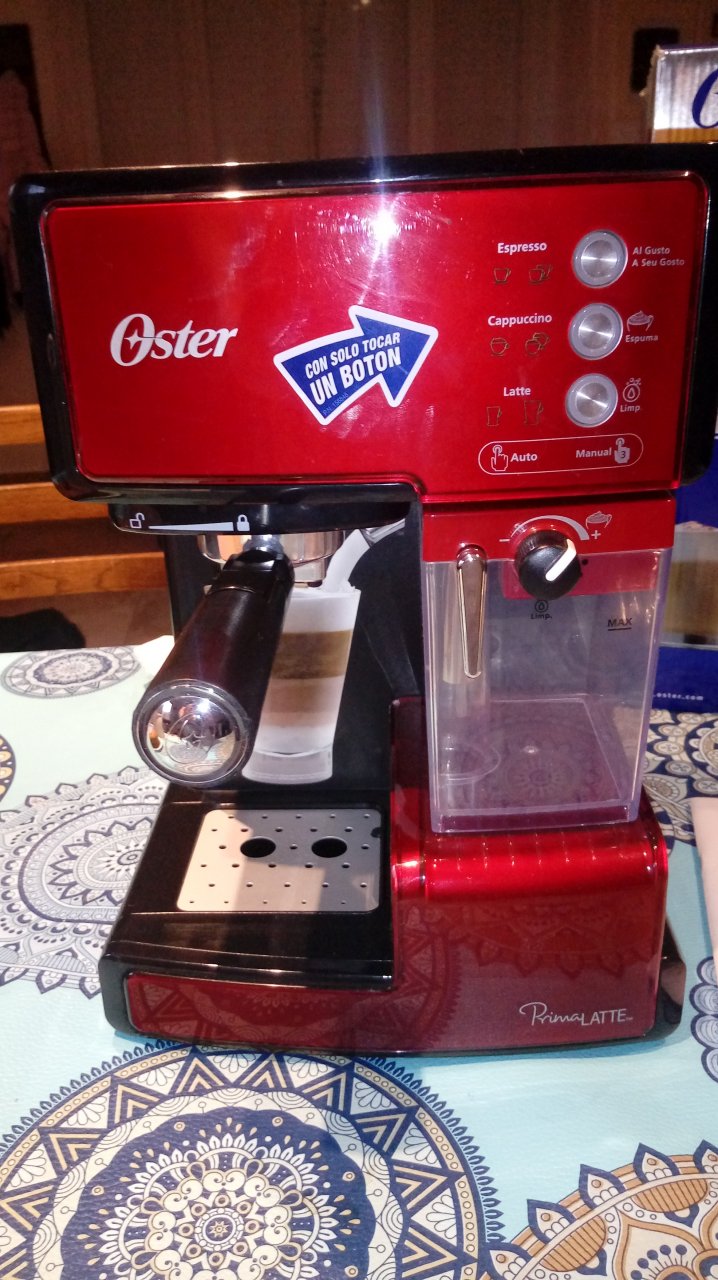 CAFETERA OSTER PRIMALATTE 6601 en Tandil - Región 20