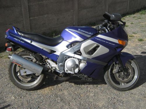 KAWASAKI ZX6 mod 92 - Tapalque - Región 20