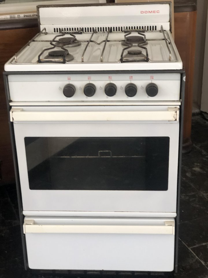 Cocina Domec usada en Tandil - Región 20