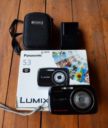Vendo cámara digital Panasonic lumix 