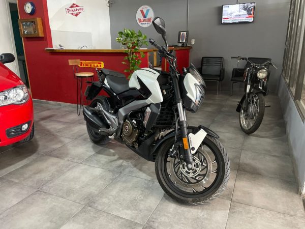 Bajaj Dominar 400  - Azul