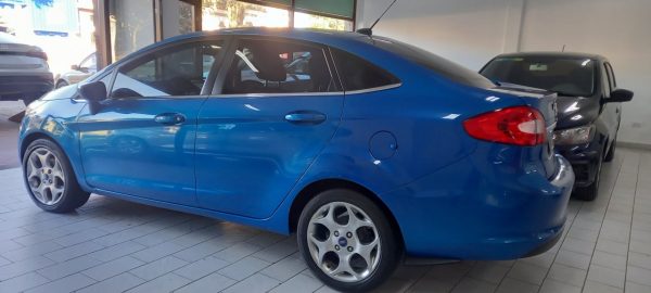 Ford Fiesta 1.6 4p Se Plus    (kd) - Azul