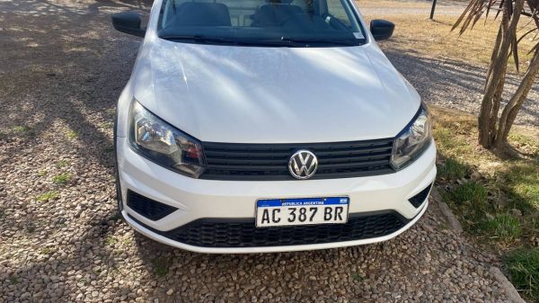 Volkswagen 2018 Saveiro 1.6 L/17 Safety