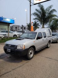 Nissan 2011 Pick-Up Fron. 2.5 Np 300 4x2