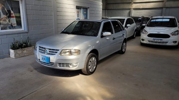 Gol 1.4 5P Power Plus 2013 GNC 81.000 km