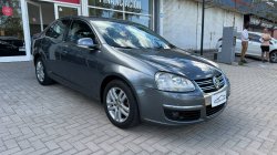 Volkswagen Vento 2.5 170cv Luxury 2011