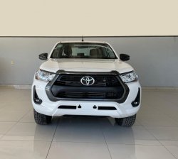 Toyota Hilux 2.4 Dc 4x2 Tdi Sr L20 2022