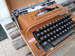 Vendo o Permuto maquina de escribir