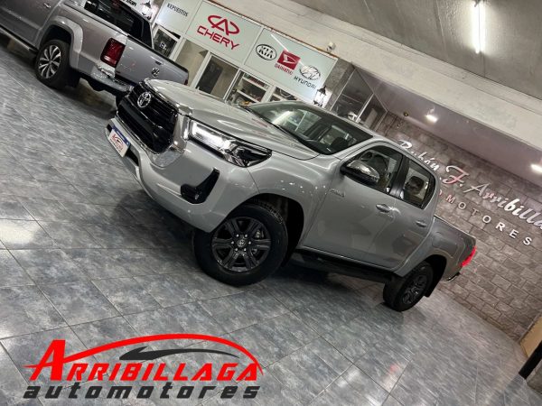 Toyota Hilux Hilux Pick-up 2.8 Cd Srv  4x4 At 0km
