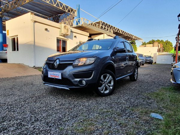 Renault 2015 Sandero Stepway 1.6 Privilege