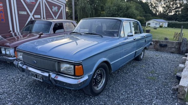 Ford Falcon Standard 