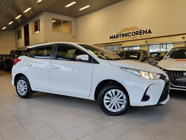 Toyota Yaris 1.5 5 Ptas Xs L/22