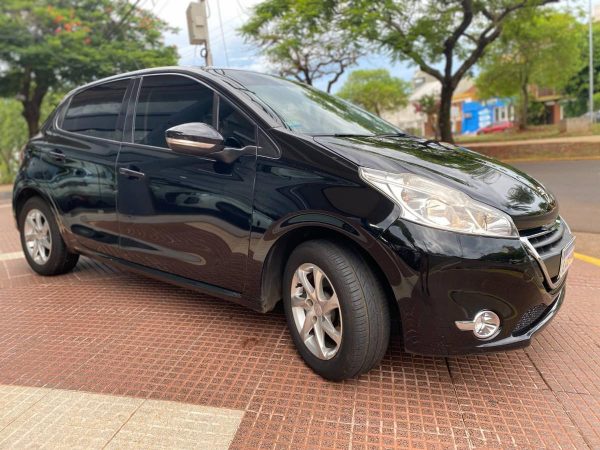 Peugeot 2016 208 1.5 5p Allure Nav