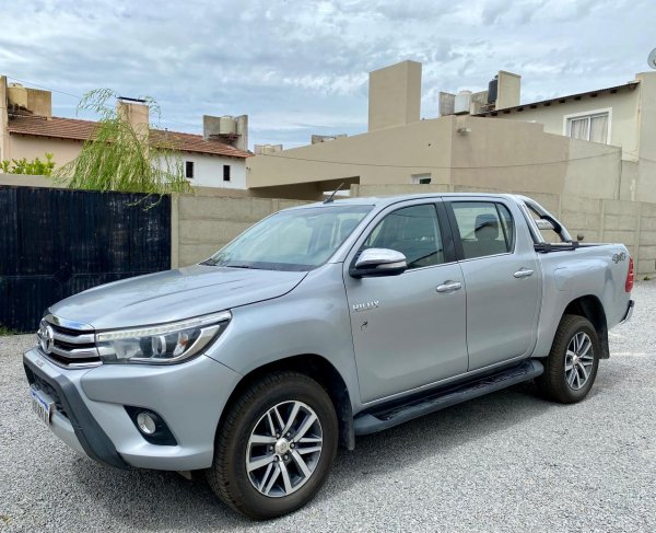 Toyota Hilux L/16 2.8 Dc 4x4 Tdi Srx Aut