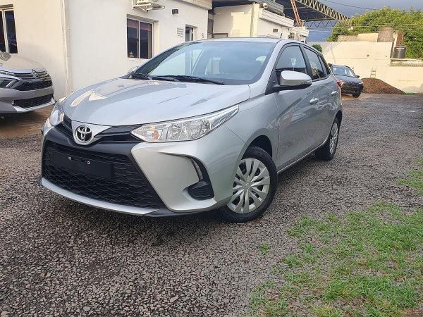Toyota 2025 Yaris 1.5 5p Xs