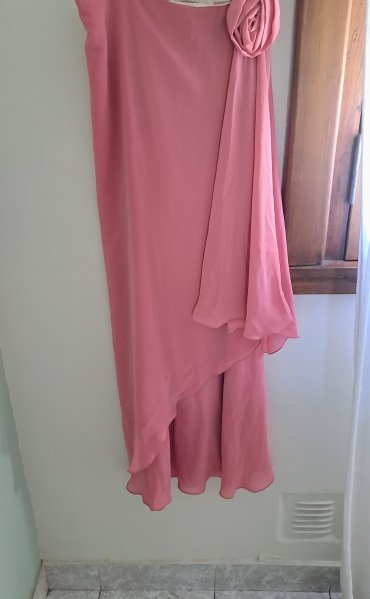 Vendo falda larga para fiesta y corset