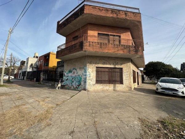Casa en venta | 8 ambientes | Laferrere Norte | Ferre