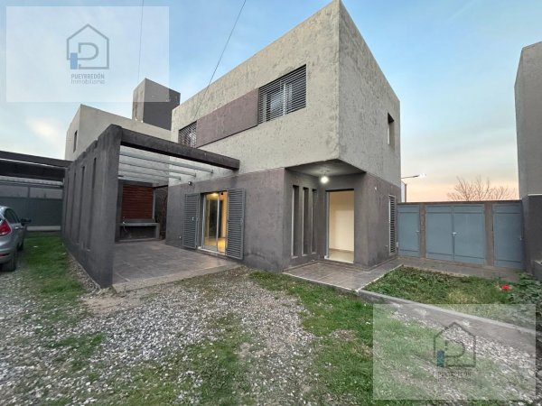 Casa en venta | 4 ambientes | Cuesta colorada | La Calera