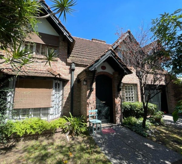 Casa en venta | 4 ambientes | Ituzaingo