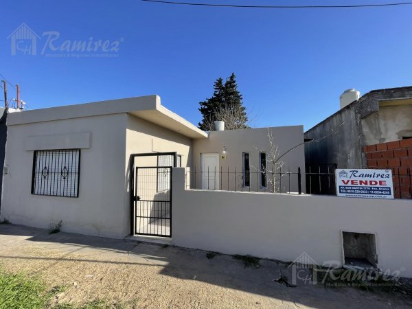 Casa en venta | 3 ambientes | Merlo