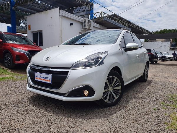 Peugeot 2025 208 1.6 5p Feline Tip